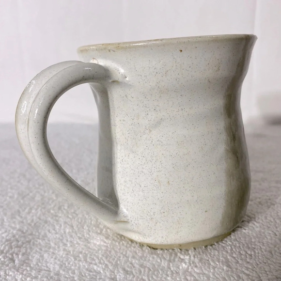 Vintage Ceramic Stoneware Cream Tan Pottery Mug Coffee Cup - Picture 4 of 13